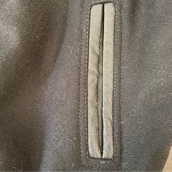 Burke’s Bay Wool and Leather Classic Varsity Jacket. Medium - Picture 10 of 12